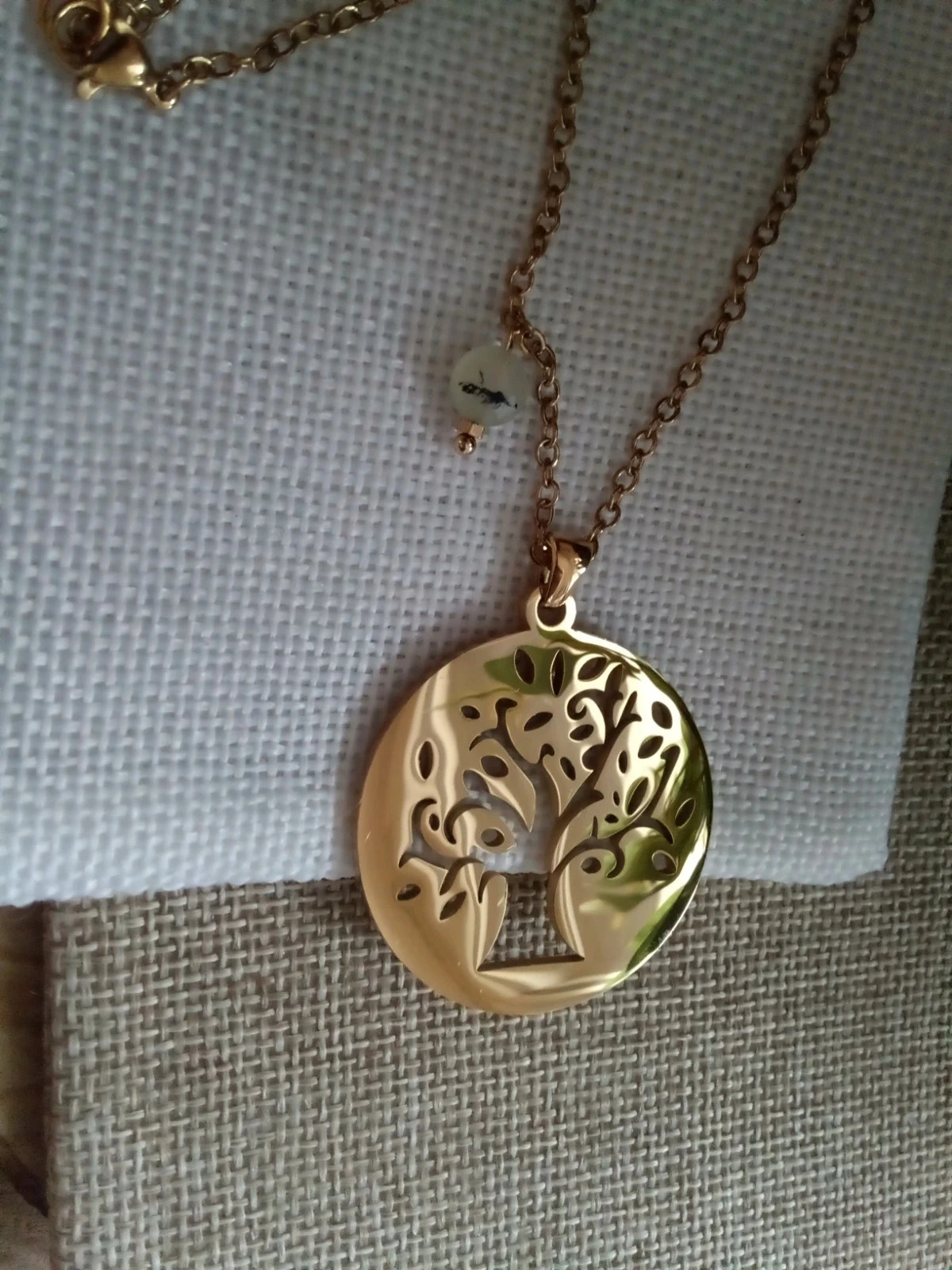 Collier arbre de vie et pierre naturelle de jade – photo 2